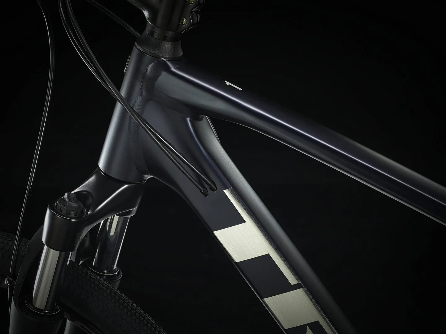 Trek Dual Sport 1 Gen 4 (Satin Deep Dark Blue)